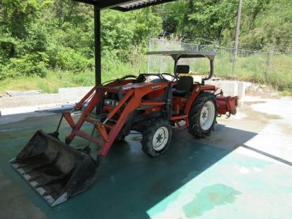 所在 クボタ トラクター Gl268 パワステ 倍速ターン 自動水平 逆転pto 26馬力 キャノピー ロータリー付き中古の買取価格 高く売れるドットコム